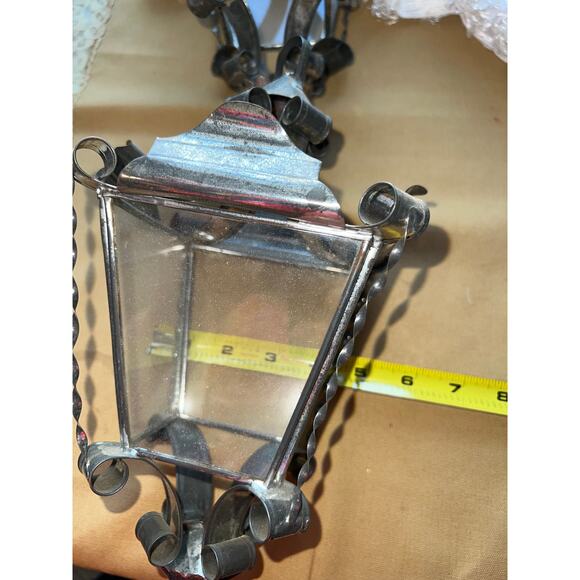 Vintage lanterns metal glass tea lights candles ornate decor - Picture 4 of 13